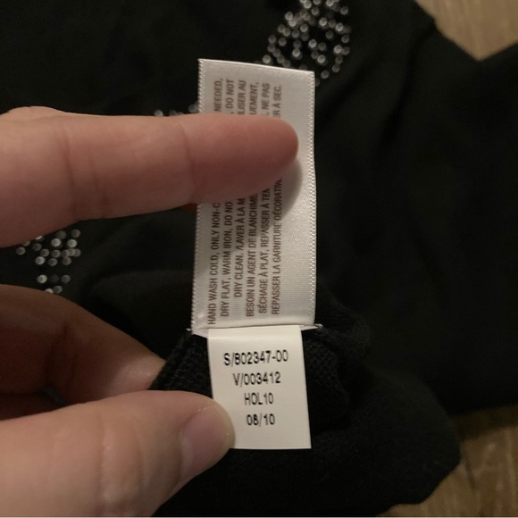 Old Navy Black Sweater with Beaded Detail Size Medium | Cardigan Preppy - Picture 14 of 14